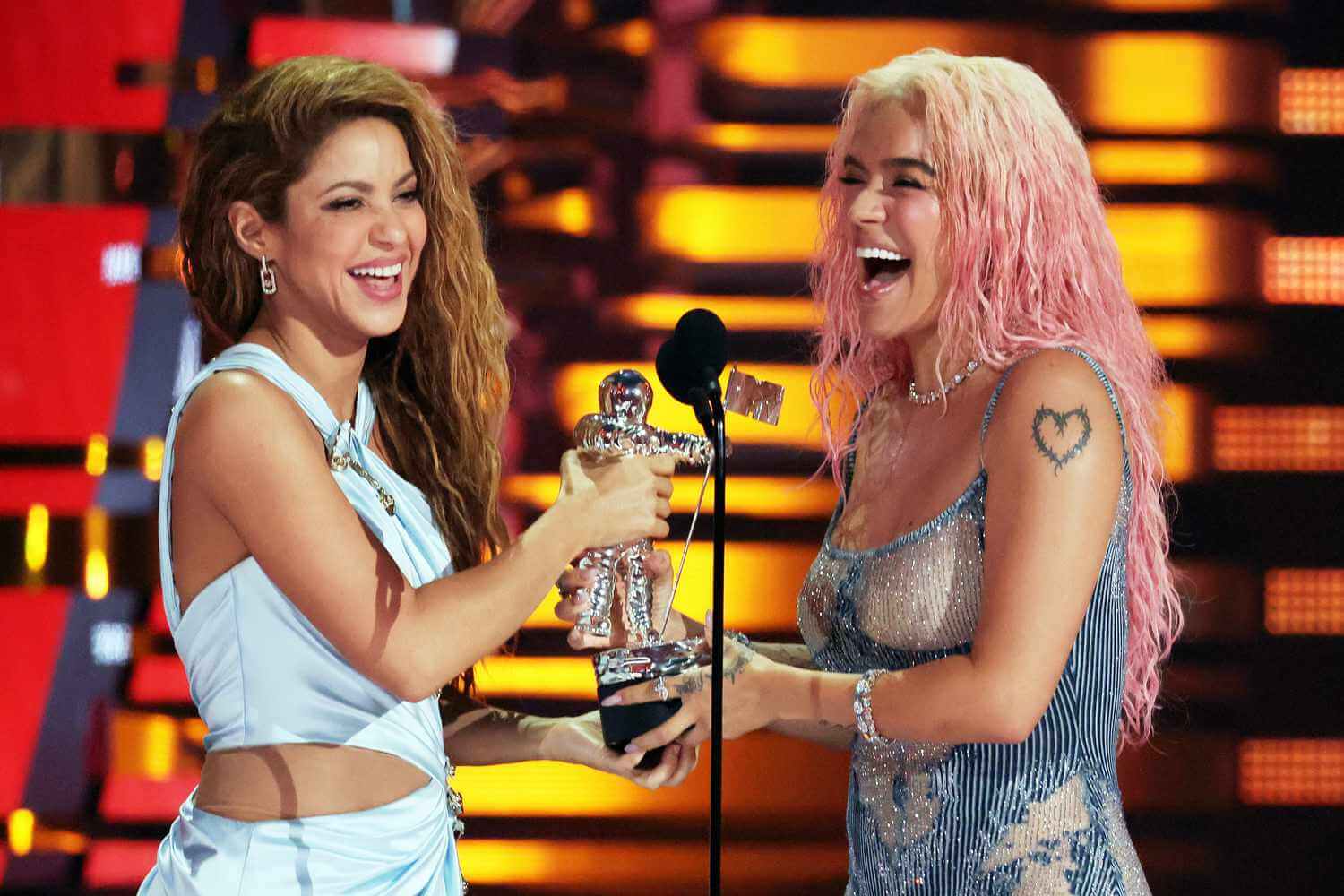 Shakira, Karol G lideram indicações do Grammy Latino; veja a lista